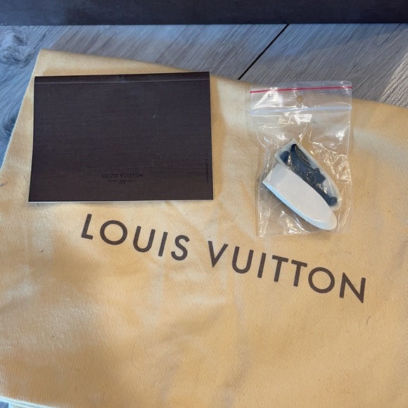 Louie Vuitton LV gold white Morganne wedges - Picture 11 of 12